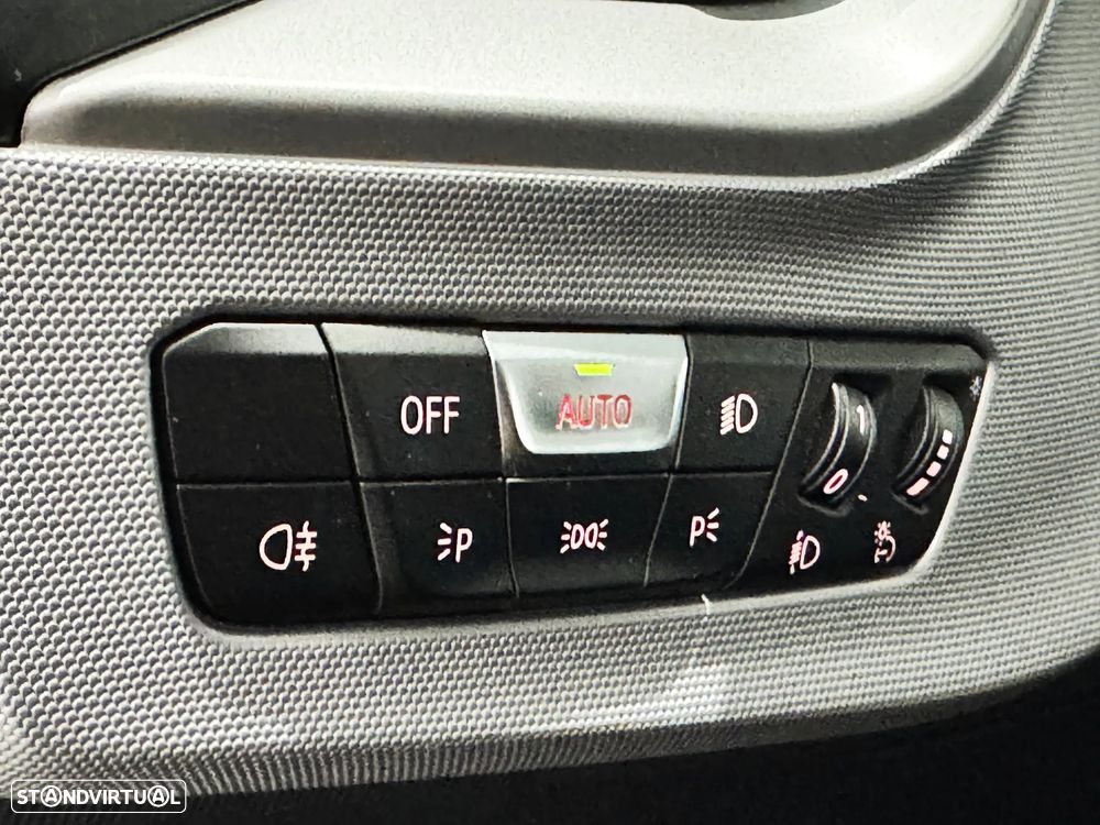 BMW 116 d Corporate Edition Auto - 23