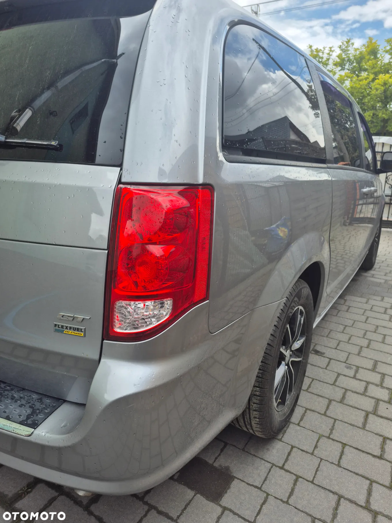 Dodge Grand Caravan - 26