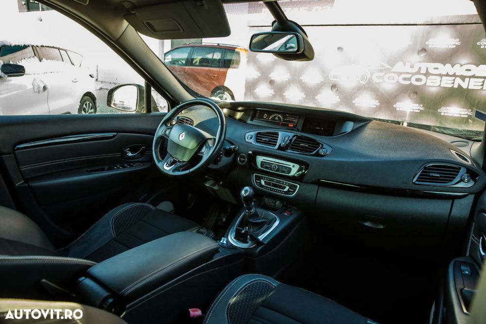 Renault Grand Scenic ENERGY dCi 130 S&S Bose Edition - 16