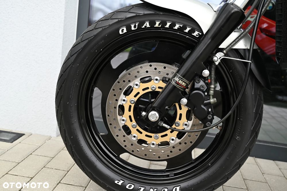 Yamaha V-MAX - 15