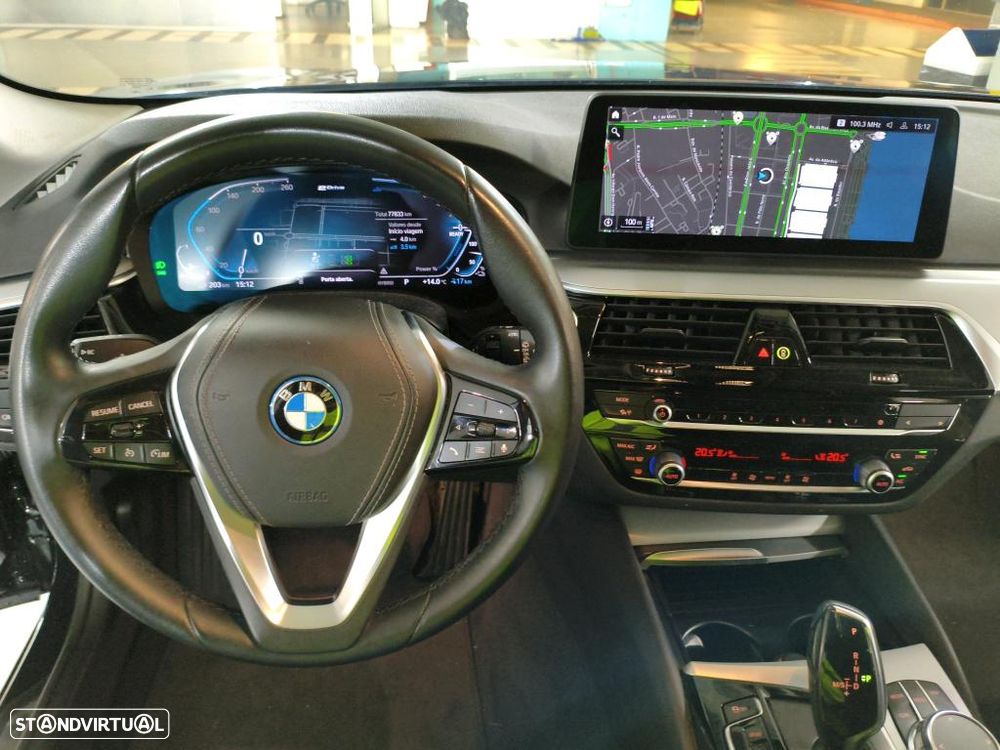 BMW 530 e - 7