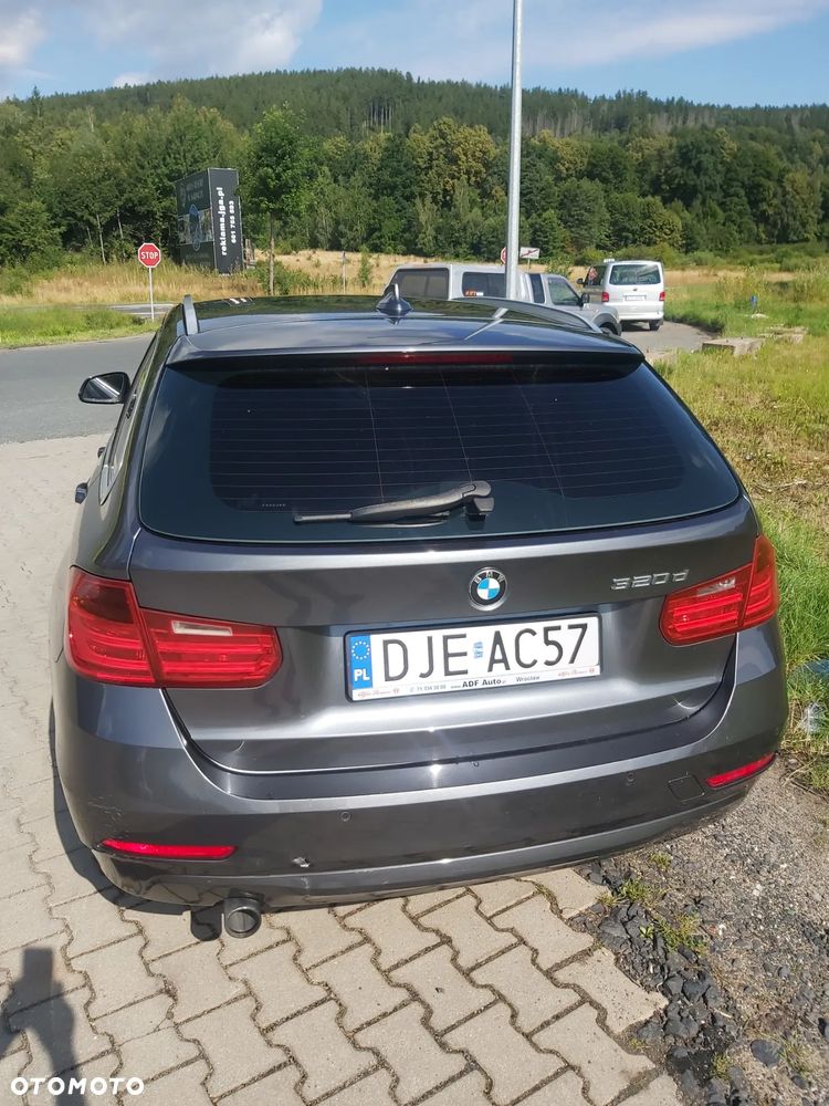 BMW Seria 3 320d - 2