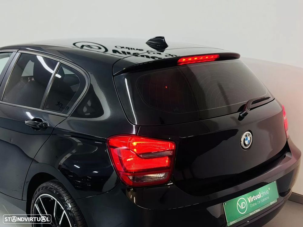 BMW 118 d Line Sport - 18