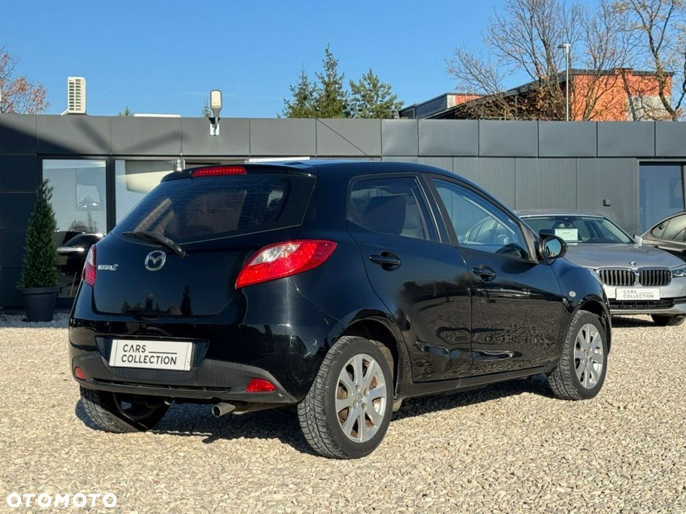 Mazda 2 - 4