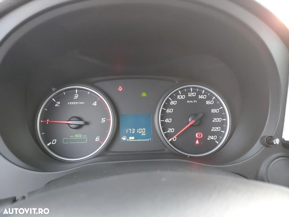 Mitsubishi Outlander 2.2 Litre DI-D AWD Instyle - 11