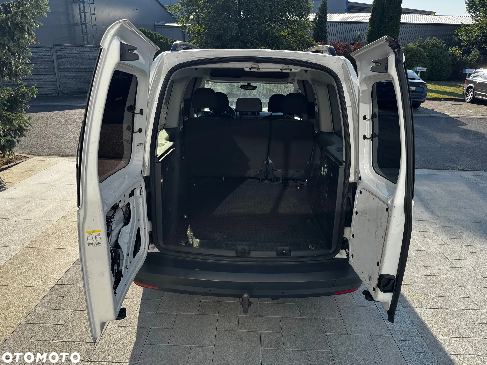 Volkswagen Caddy 2.0 TDI (7-Si.) Maxi Comfortline - 9