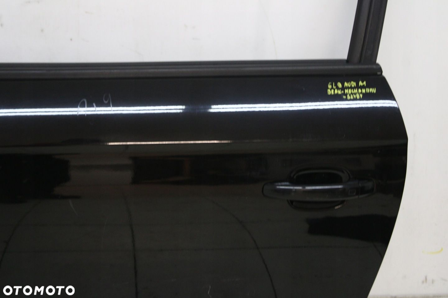 AUDI A1 I 8X 3D 2010R- DRZWI LEWY PRZÓD LEWE PRZEDNIE LY9B - KOD LAKIERU - 4