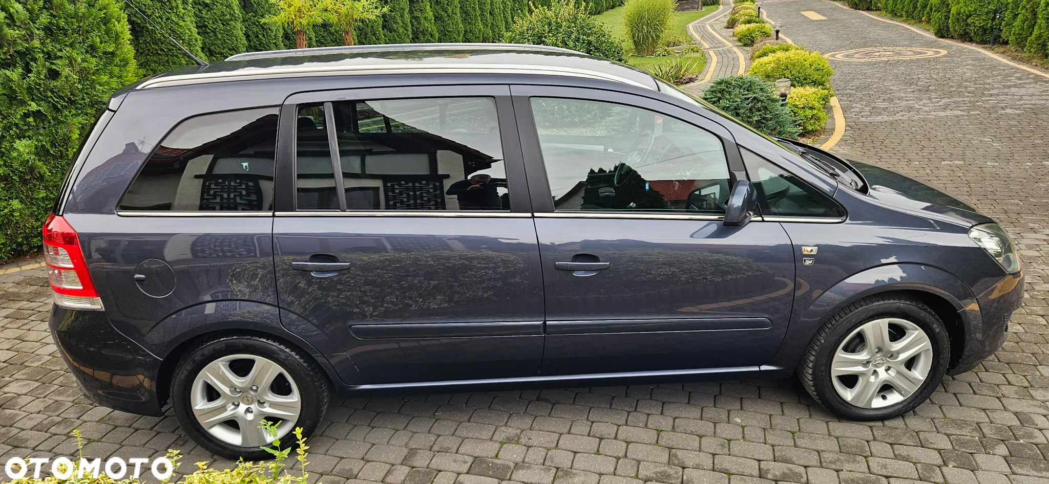 Opel Zafira 1.8 Design Edition - 6