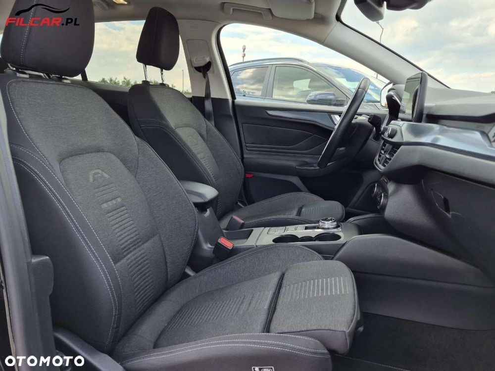 Ford Focus - 20