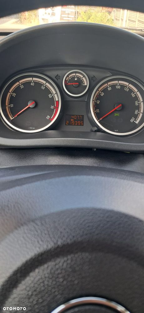 Opel Corsa - 7