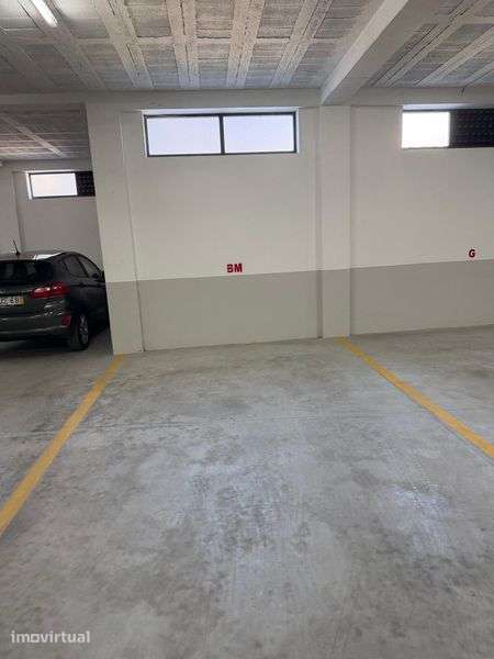 Lugares de garagem + dispensa alugar - Grande imagem: 3/6