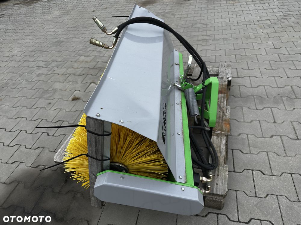 Inny EGHOLM Maskiner A/S Zamiatarka do placu - 3