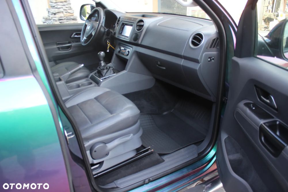 Volkswagen Amarok Double Cab 2.0 BiTDi 4MOTION Highline - 26