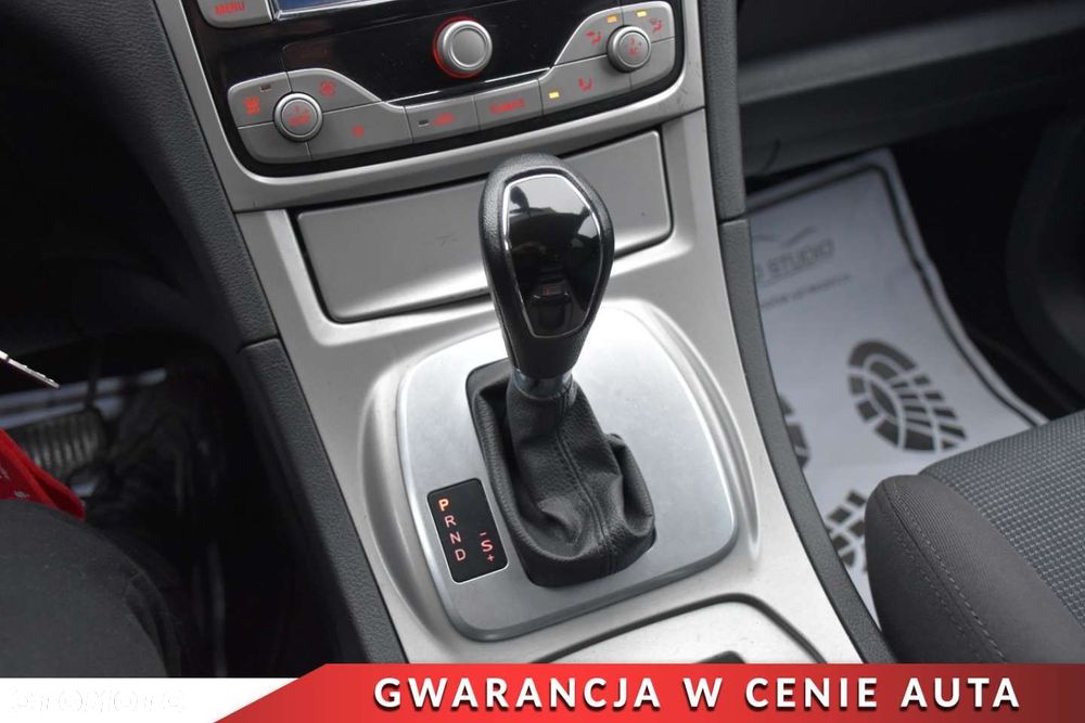 Ford S-Max 2.0 TDCi DPF Titanium - 13