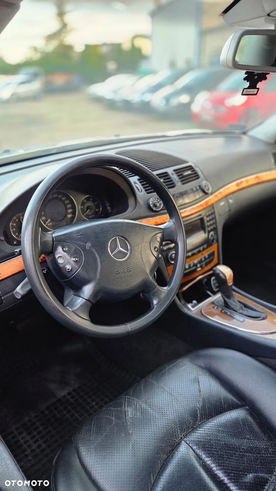 Mercedes-Benz Klasa E - 12