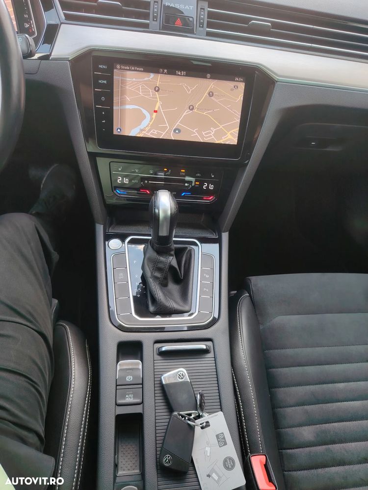 Volkswagen Passat 2.0 TDI DSG Highline - 21