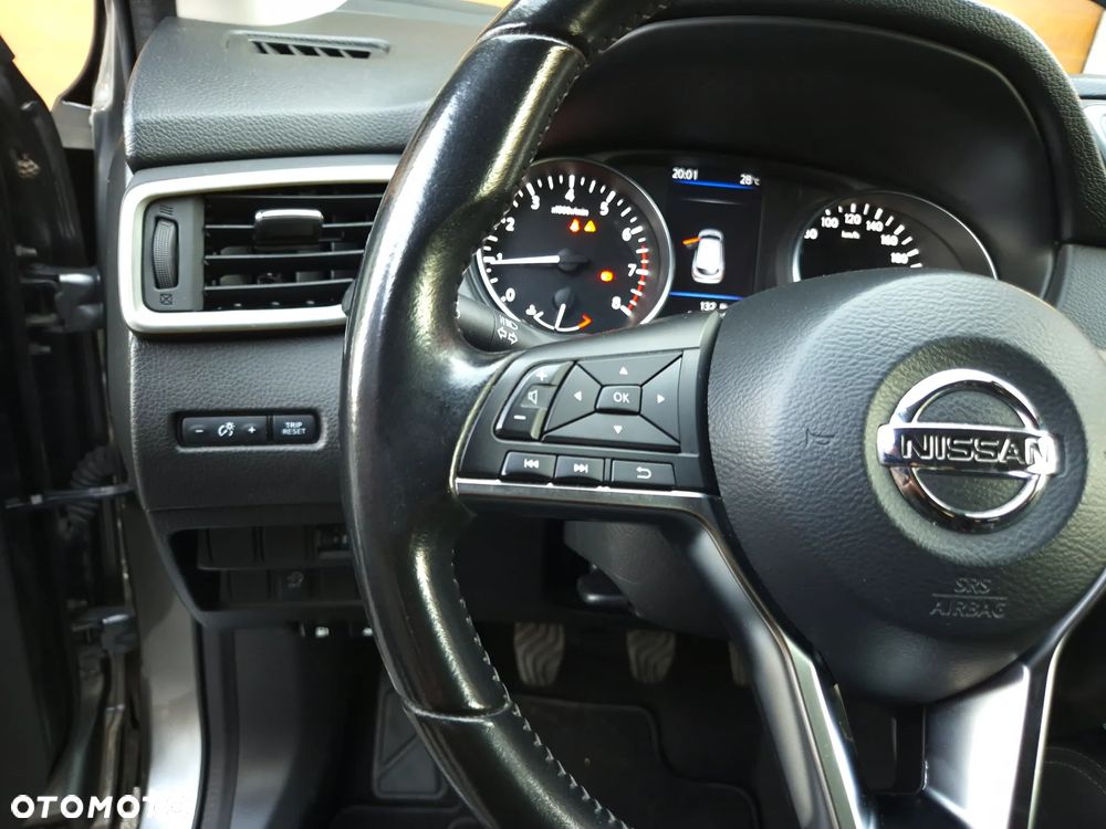 Nissan Qashqai - 23