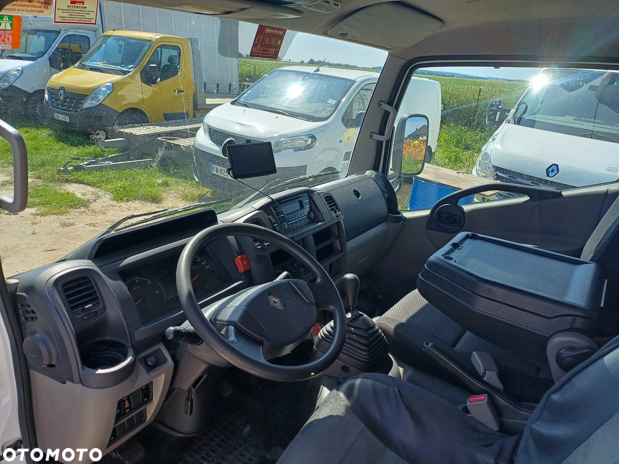 Renault MAXITY - 8