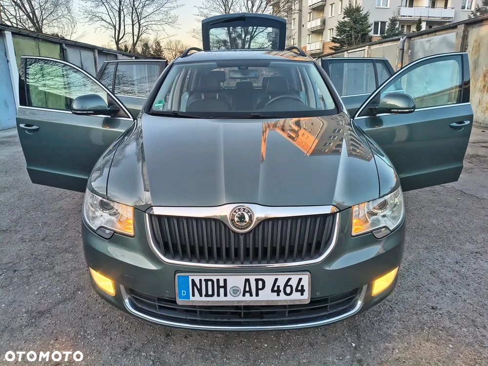 Skoda Superb 2.0 TDI PD Comfort - 9