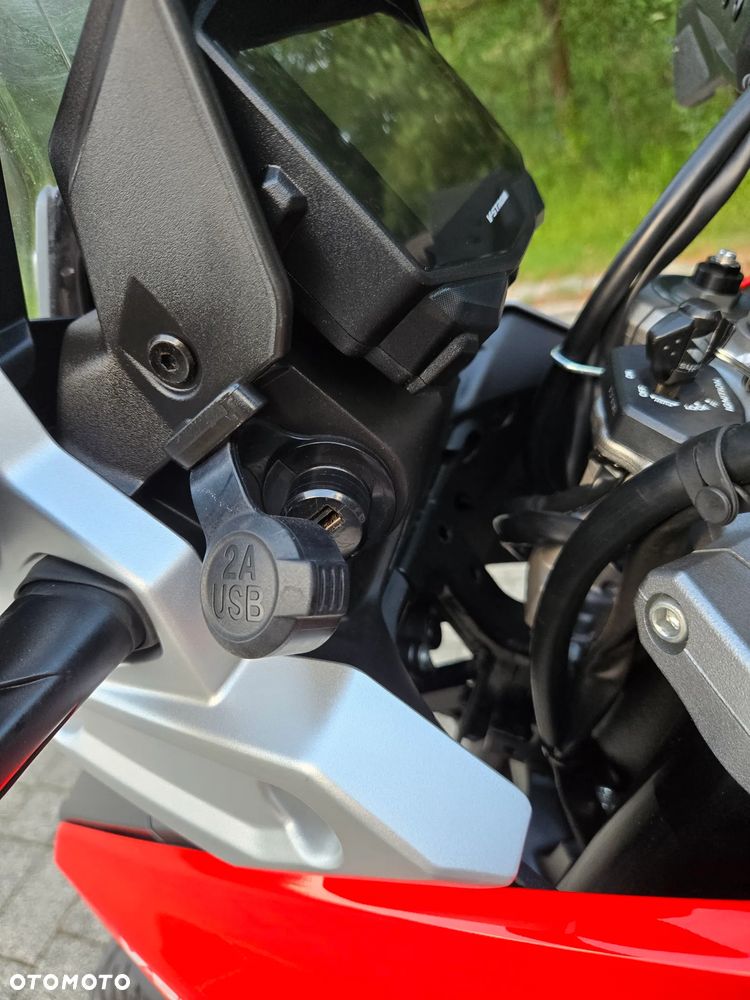 Suzuki V-STROM - 23