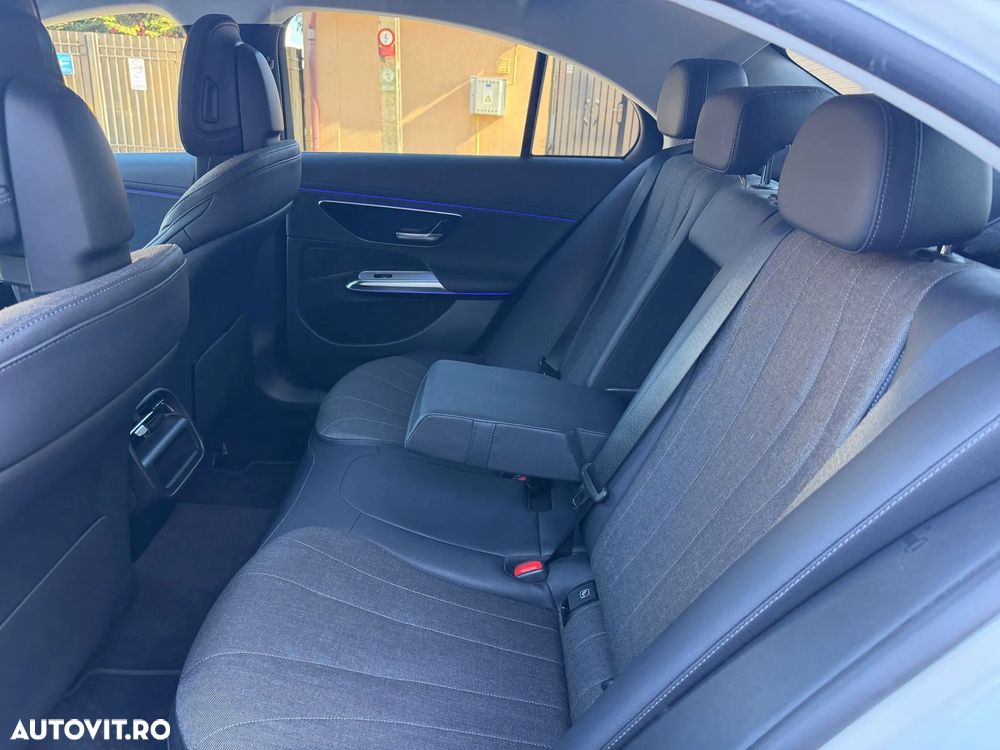 Mercedes-Benz E 220 d 9G-TRONIC - 8