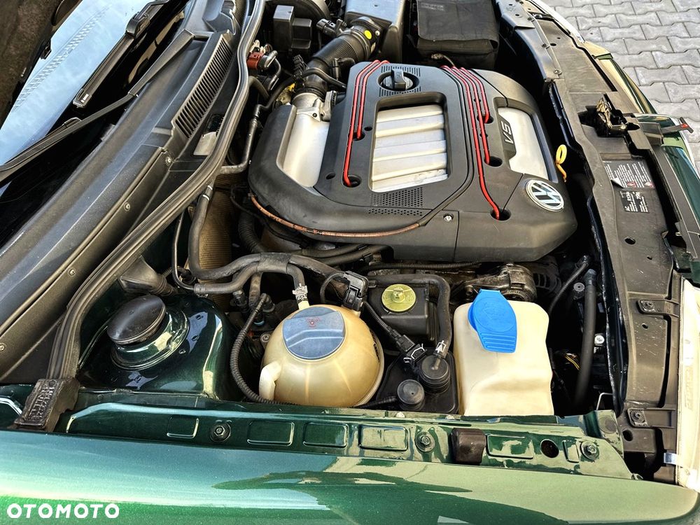 Volkswagen Bora Variant 2.3 V5 - 23