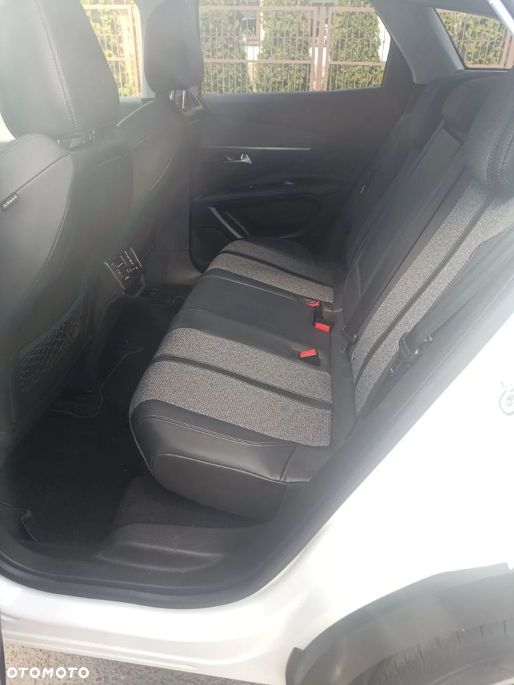 Peugeot 3008 BlueHDi 130 Stop & Start EAT8 Active Business-Paket - 13