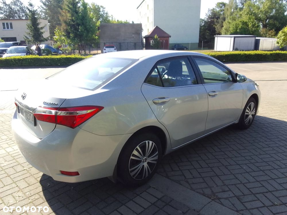 Toyota Corolla 1.6 Premium - 7