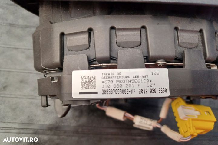 Airbag volan / sofer 3T0880201F PIESA NOUA 3T0880201F Skoda Octavia 3 - 5