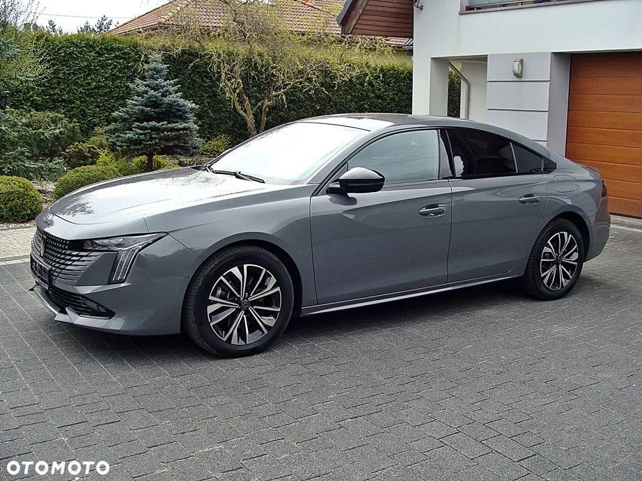 Peugeot 508 PureTech PHEV 225 Allure S&S e-EAT8 - 9