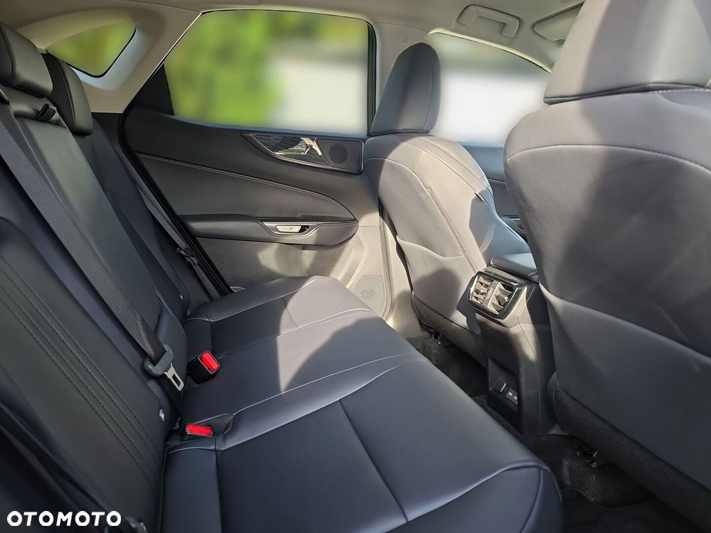 Lexus NX 350h Prestige AWD - 29