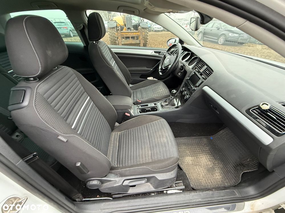 Volkswagen Golf 1.4 TSI BlueMotion Technology Cup - 10