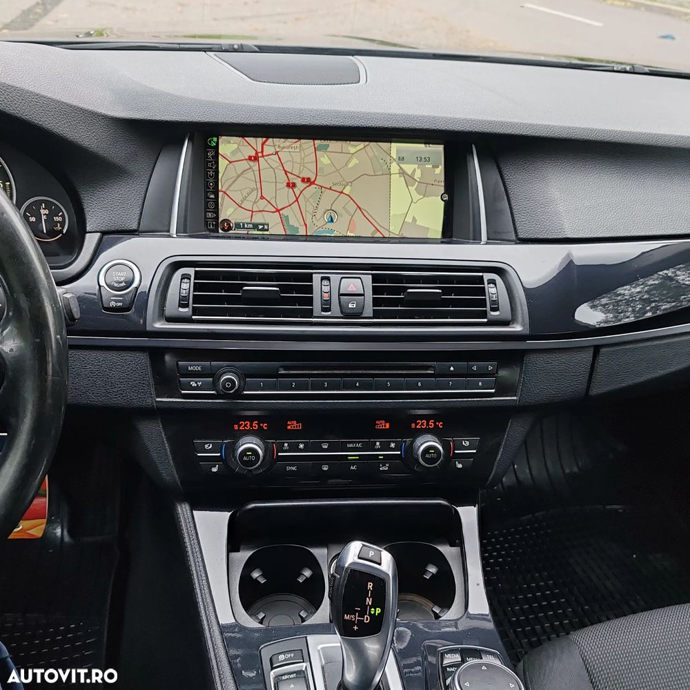 BMW Seria 5 520d AT - 12