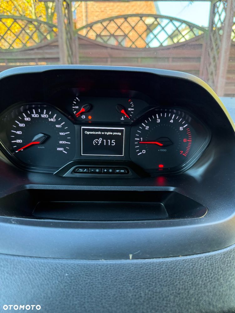 Peugeot Partner - 21