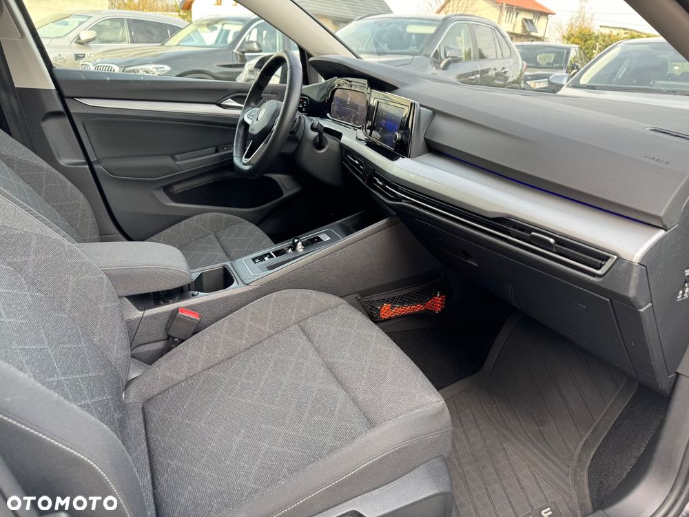 Volkswagen Golf Variant - 16