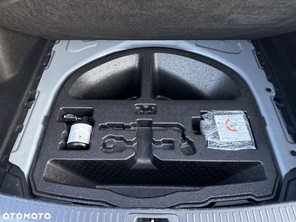 Toyota Corolla 1.8 Hybrid Comfort - 26