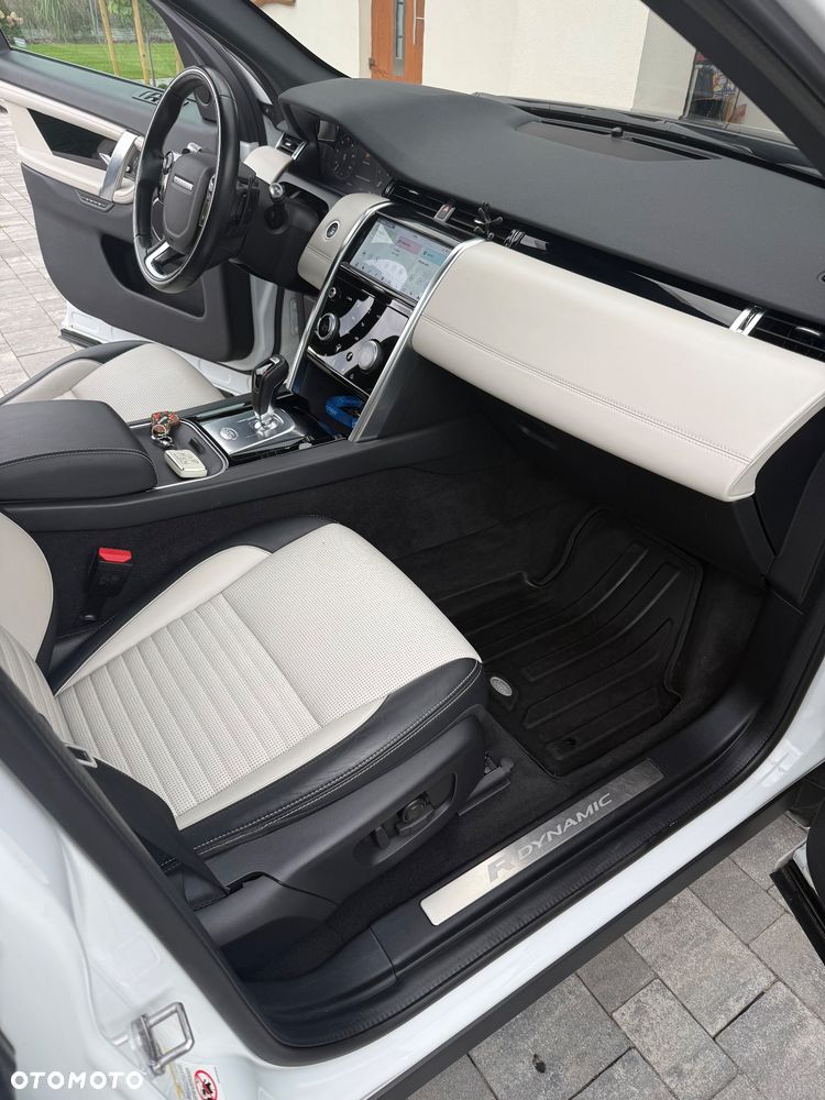 Land Rover Discovery Sport P250 R-Dynamic SE - 14