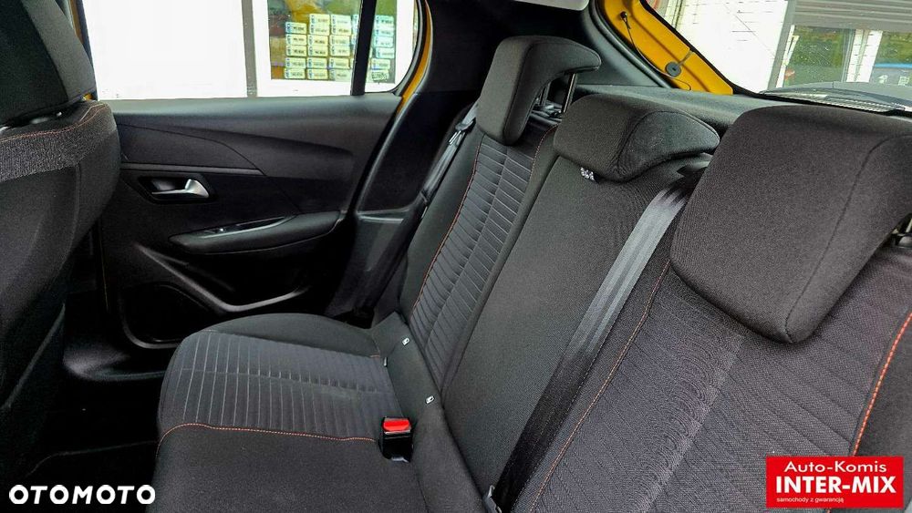 Peugeot 208 - 35