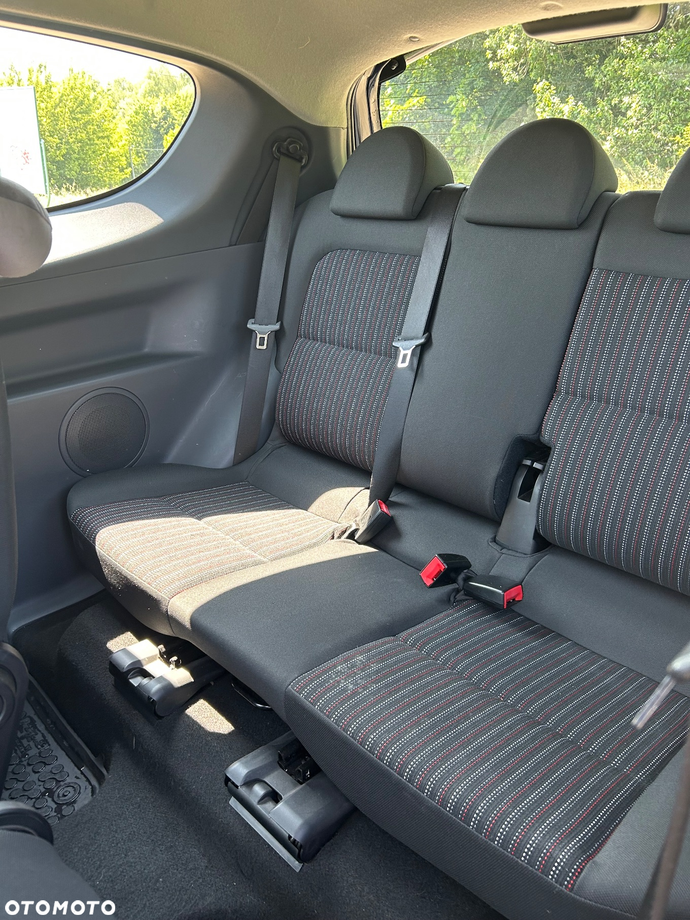 Mitsubishi Colt 1.3 Inform - 16