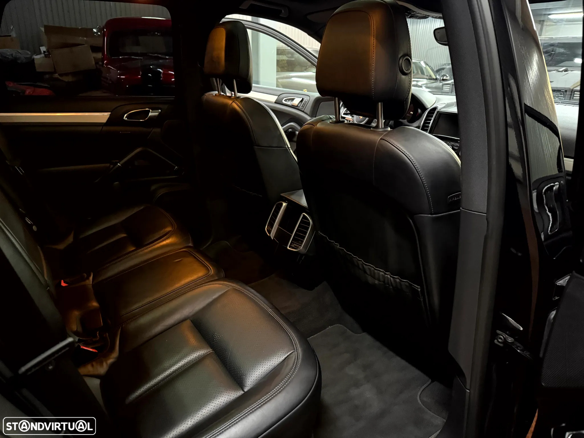 Porsche Cayenne - 20