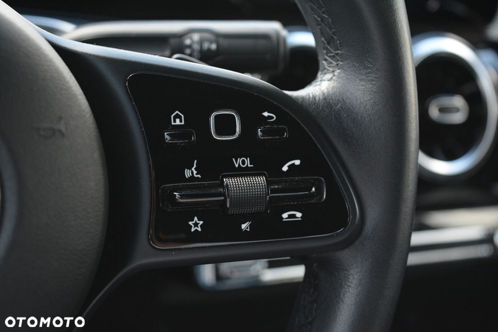 Mercedes-Benz GLB 200 Style 7G-DCT - 15