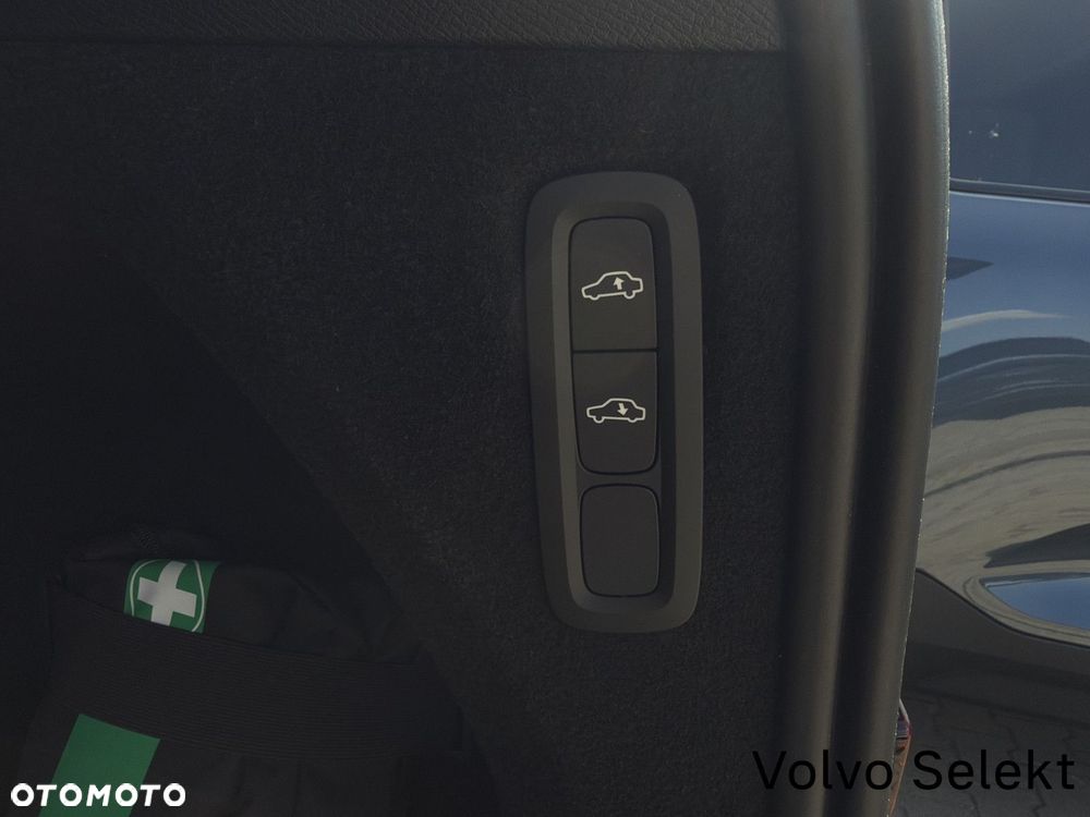 Volvo XC 90 - 35
