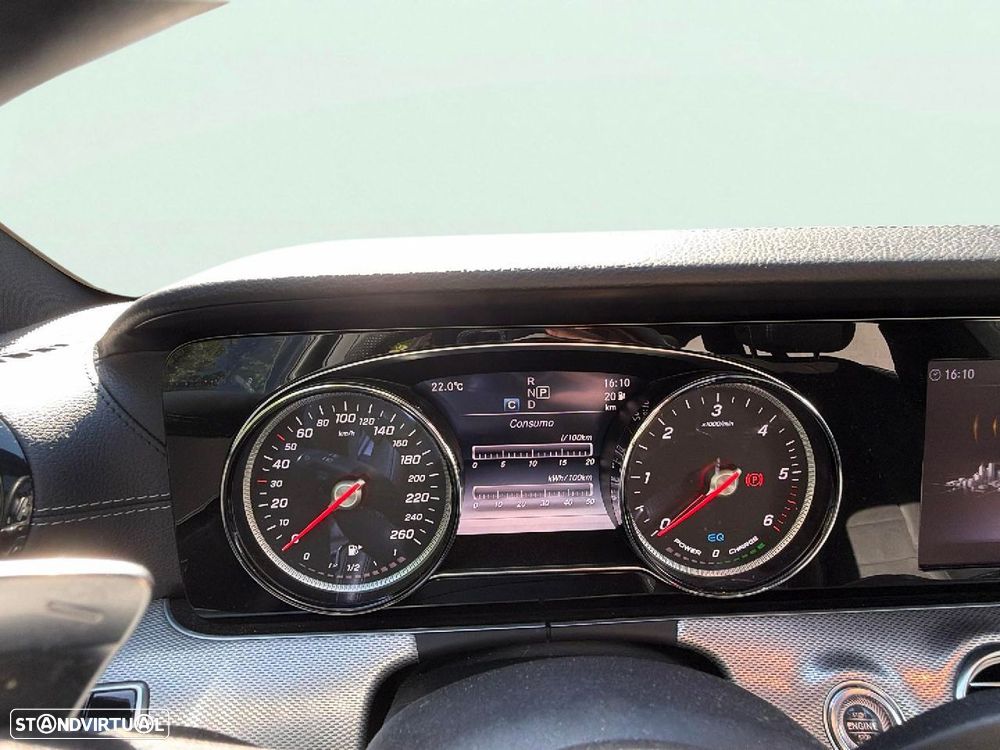 Mercedes-Benz E 300 - 12