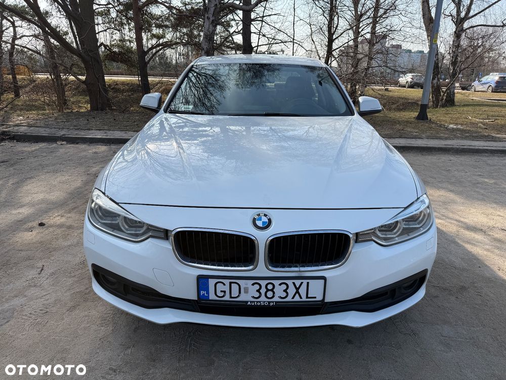 BMW Seria 3 316d - 8