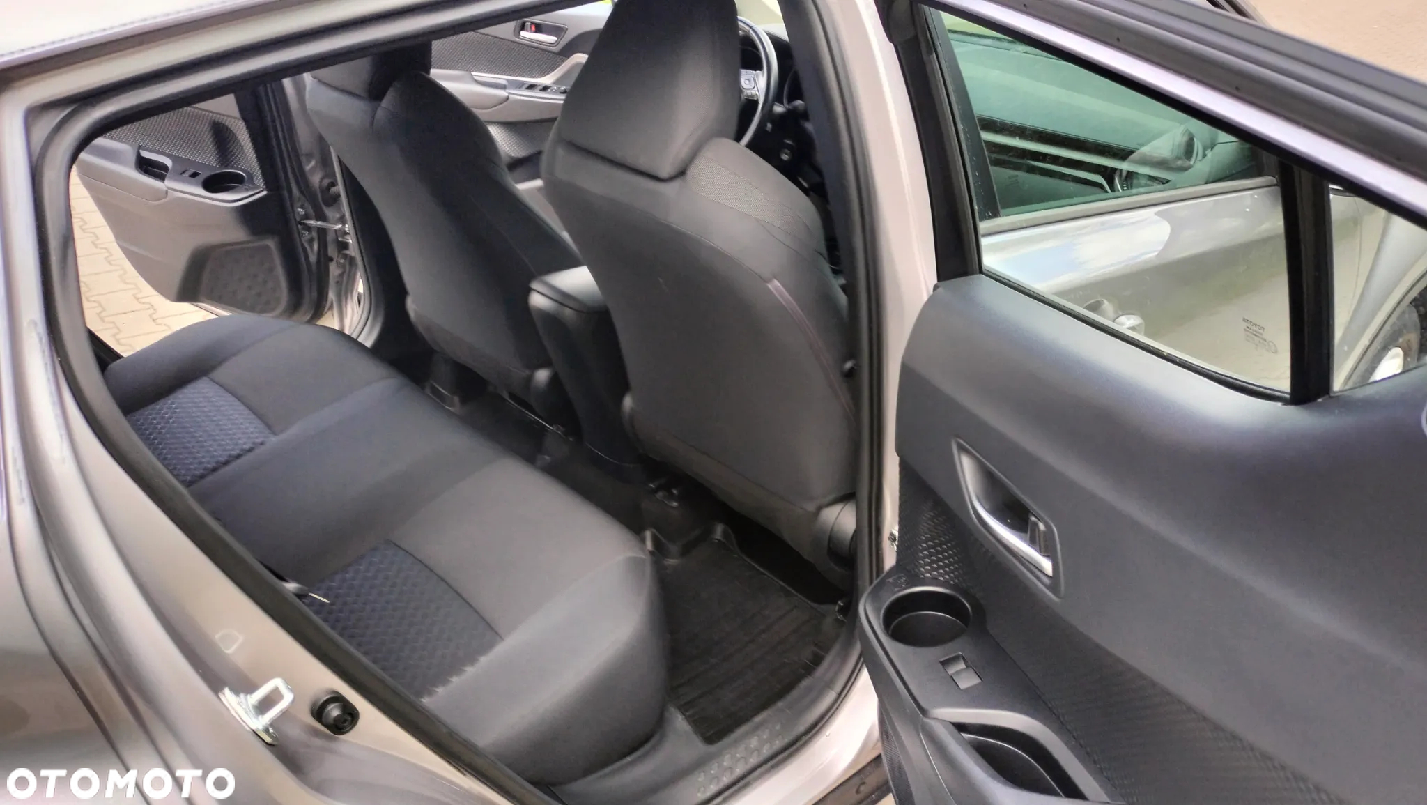Toyota C-HR 1.2 T Comfort - 9