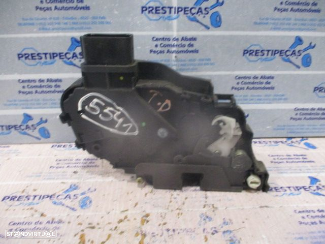 Fecho 30699159 9240004RHF VOLVO V50 2004 2.0D 136CV 5P CINZA TD 10 PINOS - 2