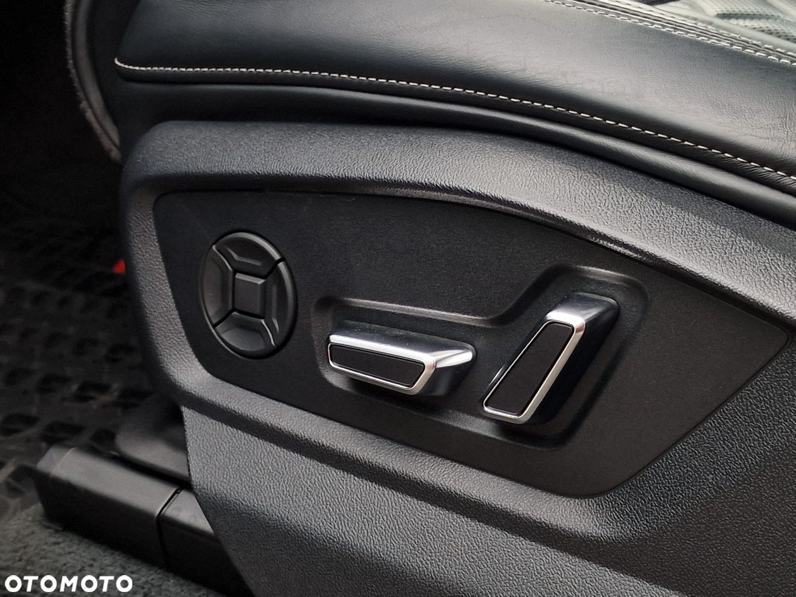 Audi SQ8 TFSI Quattro Tiptronic - 26