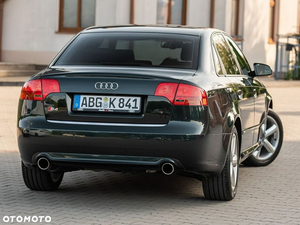 Audi A4 Limousine 2.0T FSI Quattro - 3