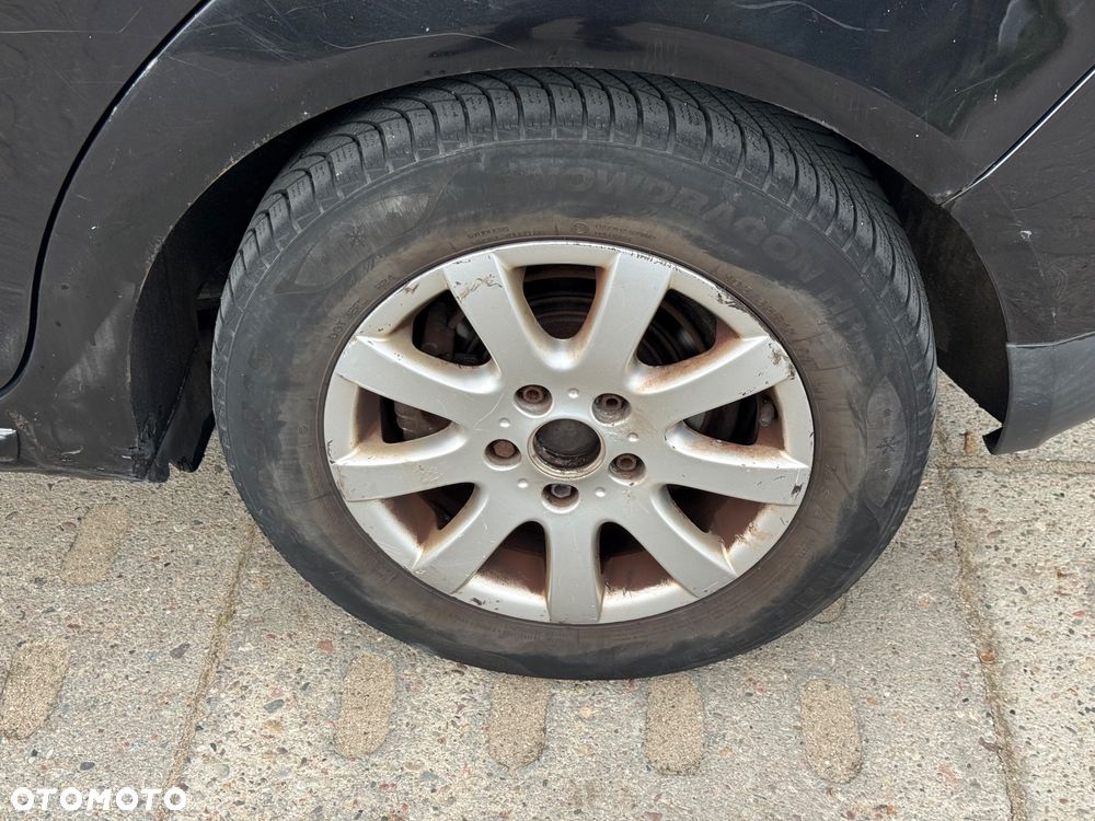 Volkswagen Golf Plus - 10