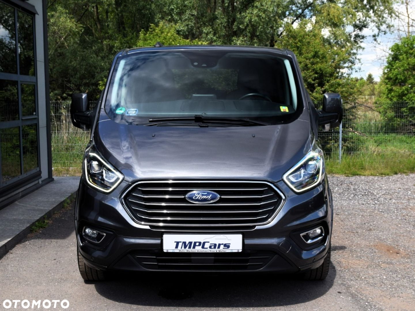Ford Tourneo Custom - 26